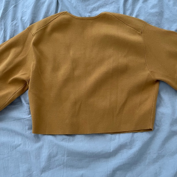 Aritzia Babaton Balloon sleeve mustard sweater S - Picture 4 of 9